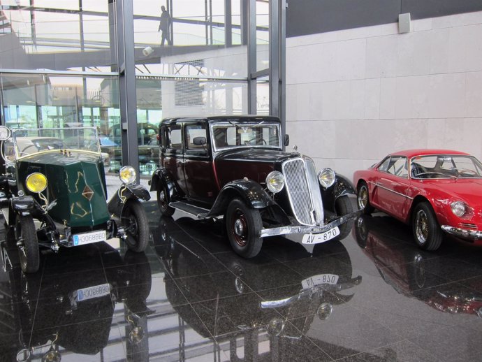 Exposición de vehículo histórico