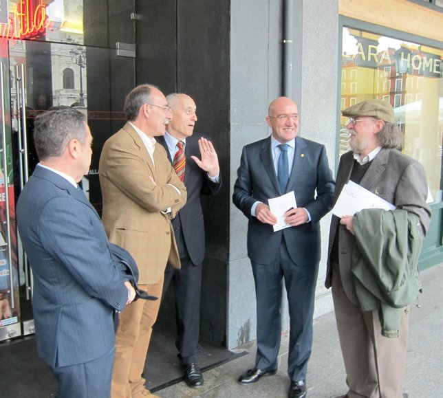 Joaquín Díaz instantes antes de recibir su homenaje