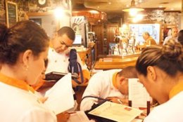 COCINEROS, ESCUELA DE HOSTELERÍA