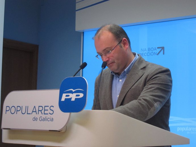El portavoz del PPdeG, Miguel Tellado, en rueda de prensa