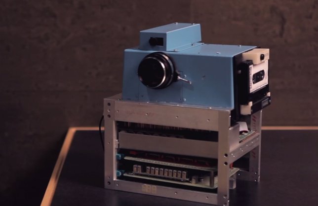 La primera cámara de la historia, inventada por Steve Sasson para Kodak