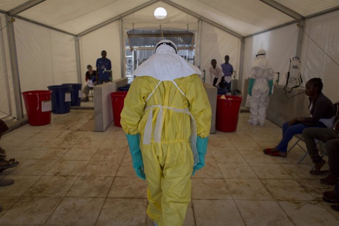 Primer centro de tratamiento de ébola en Sierra Leona de Save the Children