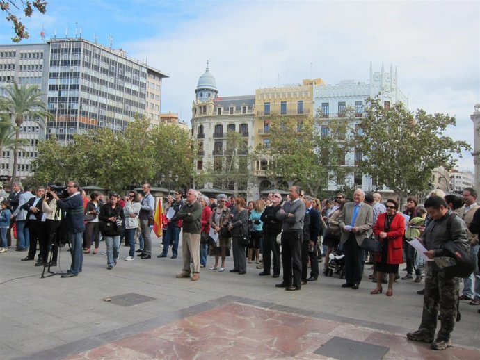 Concentración en Valencia contra la consulta catalana 