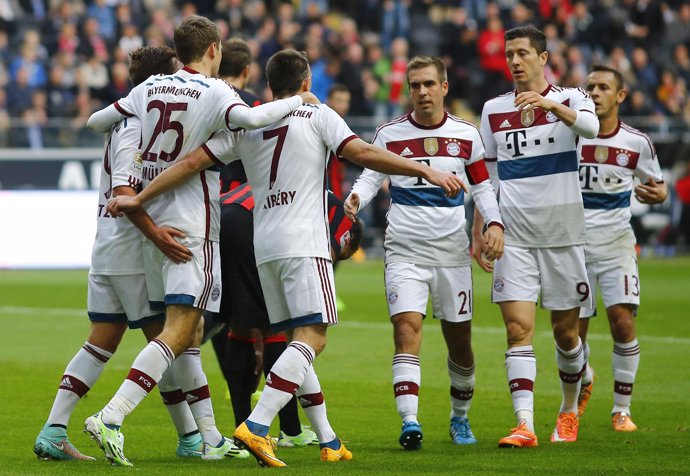 El Bayern Múnich celebra un triunfo ante el Eintracht