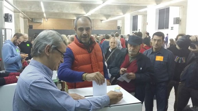 Miquel Buch (ACM) participando en el 9N