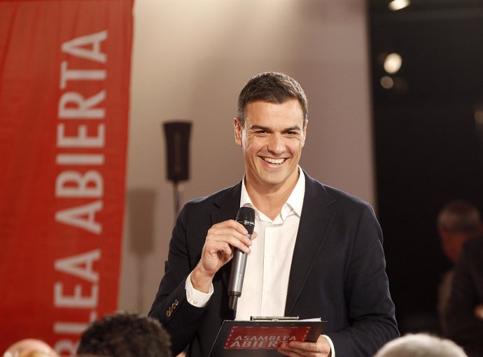 Pedro Sánchez, en una Asamblea Abierta del PSOE