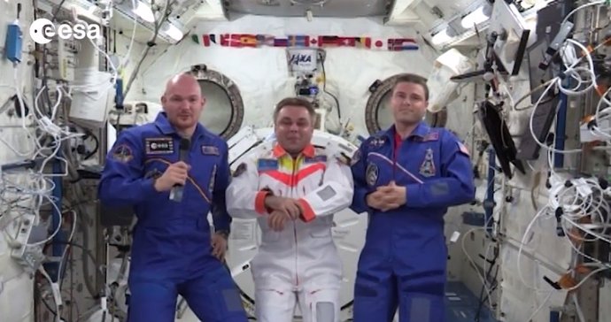 Astronautas en la ISS
