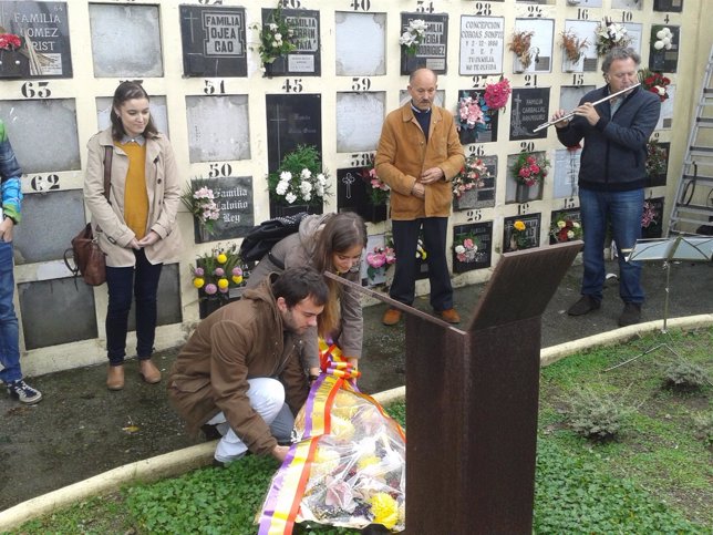 Homenaje a los represaliados por el franquismo en A Coruña