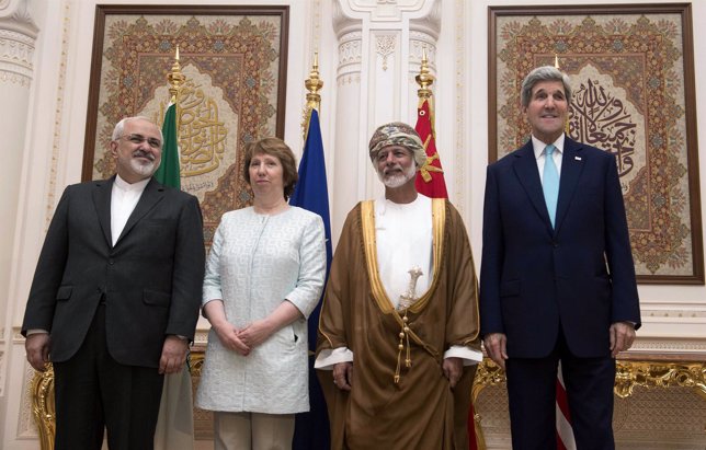 Conversaciones nucleares multilaterales en Omán.