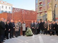 Urkullu celebra en el Parlamento el Día de la Memoria con los partidos, en ausencia de PP y UPyD