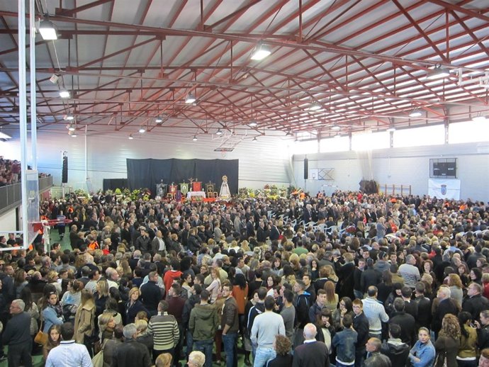 Imagen del funeral por los fallecidos en el accidente de Cieza