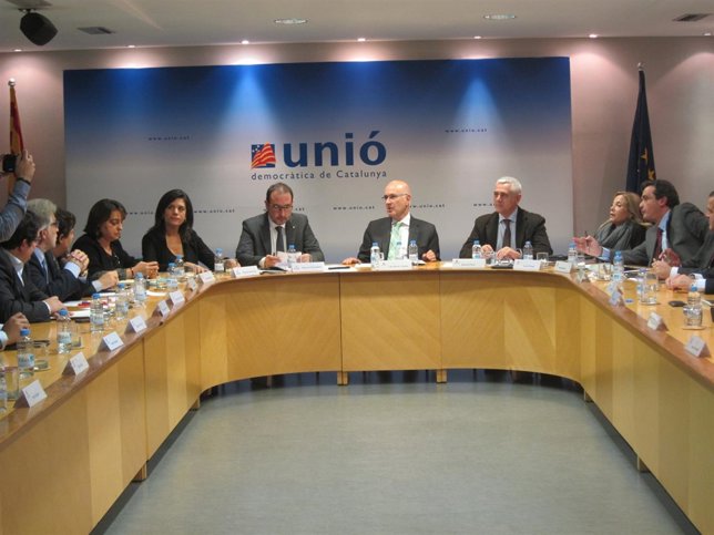 S.Recasens M.Surroca R.Espadaler J.A.Duran T.Font J.Ortega B.Maimí (UDC)