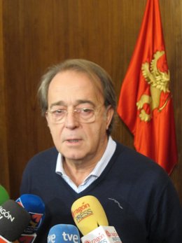 El portavoz del PSOE, Carlo Pérez Anadón