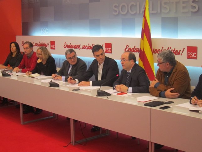 E.Niubó, A.Fogué, A.Escarp, À.Ros, Pedro Sánchez, Miquel Iceta y Antoni Balmón