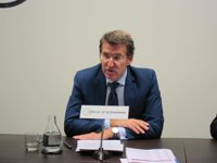 Feijóo afirma que la dimisión de Currás como concejal de Santiago "es una buena decisión"