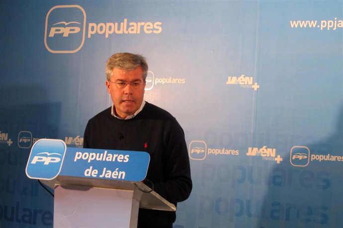 El alcalde de Jaén y presidente provincial del PP, José E. Fernández de Moya.