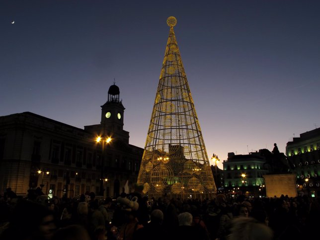 El Árbol de Navidad de la Plaza del Sol de Madrid.