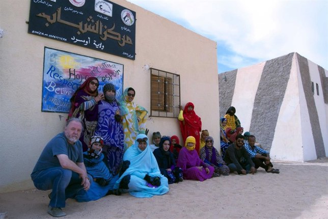 Carlos Vilches, en campos de saharauis en Tinduf.