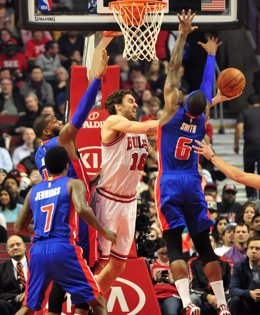 Pau Gasol en el Detroit Pistons - Chicago Bulls