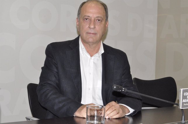 El diputado socialista, José Ramón Ibáñez, este martes en las Cortes
