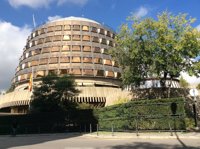 El Govern amplia el recurs al TC