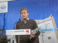 IU pide la dimisión de Monago "con todas las consecuencias" porque "no aclaró nada" sobre sus viajes a Canarias