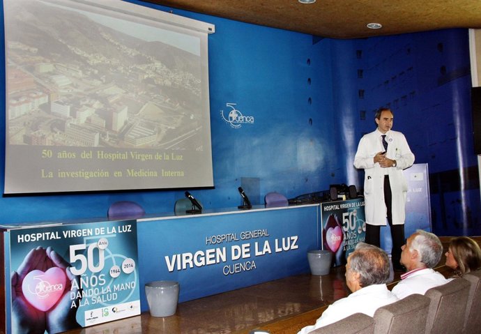 El doctor Nieto en la presentación
