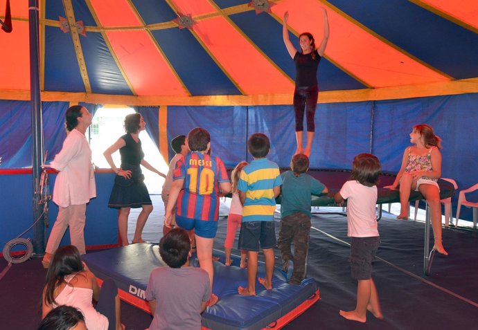 Escuela Circo Azul 