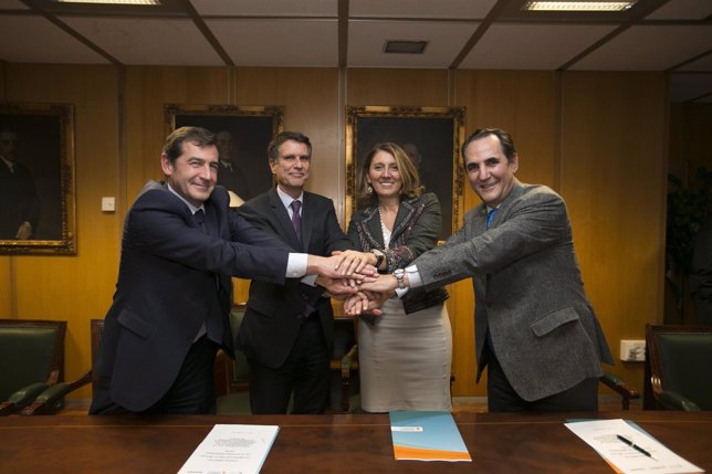 Industria, Banco Sabadell Y CERSA Facilitan Más De 400 Millones De Euros A Las E