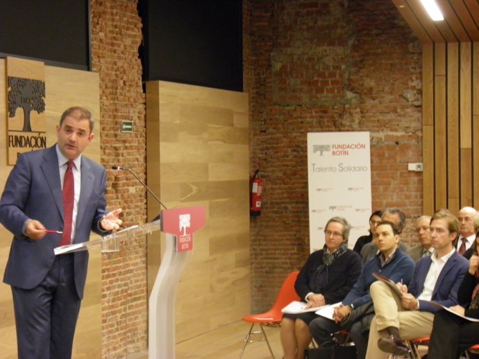 El director general de Fundación Botín, Sáenz de Miera, presenta la V edición