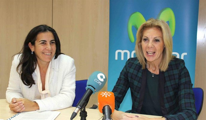 María Jesús Almazor y María José López