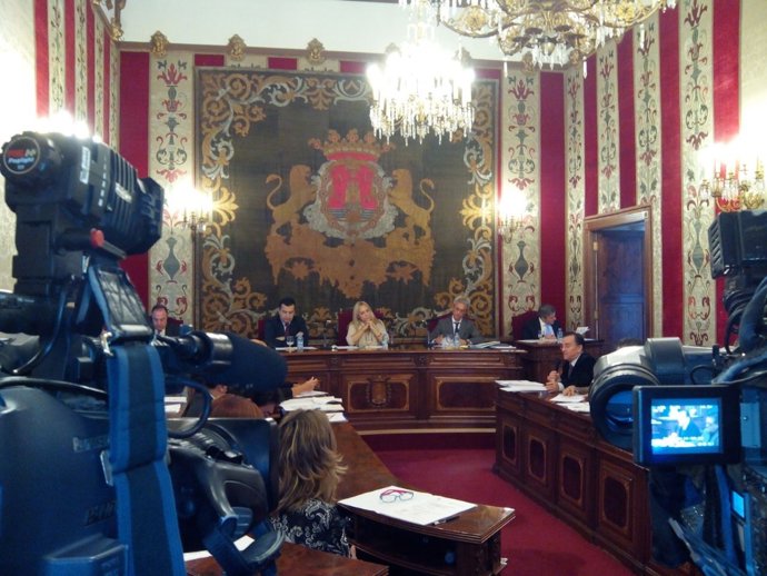 Castedo preside el pleno de este miércoles