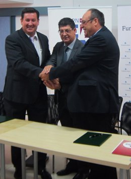 Diego Valderas, hoy junto a José María Algora y Manuel Sánchez Montero