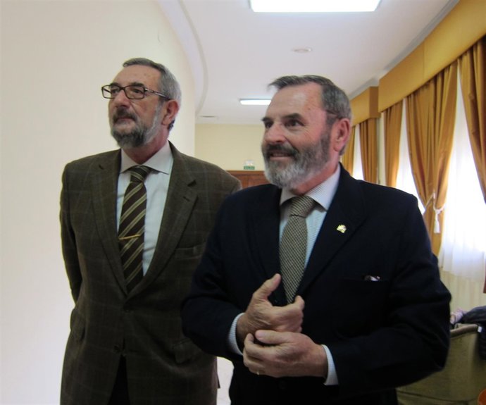Arquillos y Lillo, antes de asistir a la reunión sobre facturación electrónica.