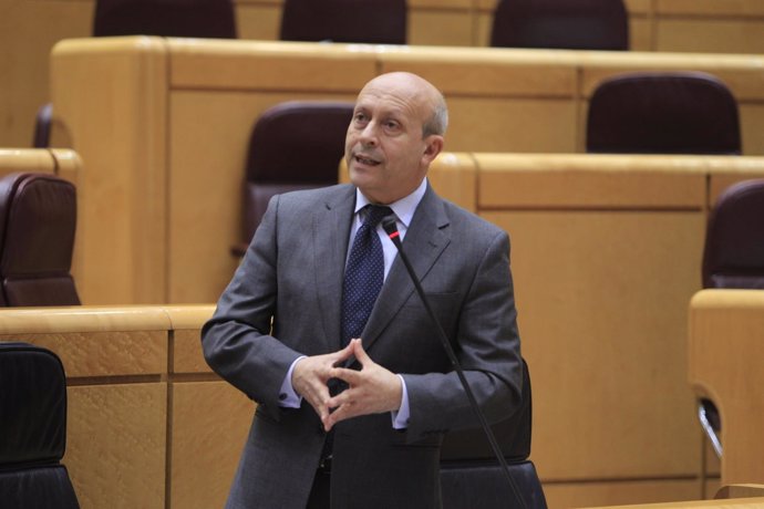 José Ignacio Wert en el Senado