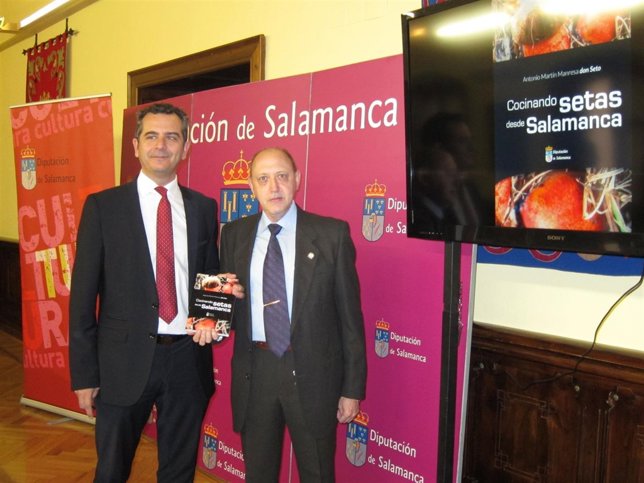 El diputado de cultura y el autor del libro