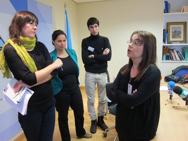 Isabel García Holgado, la diputada Ana Pontón (BNG) y Ana Miranda