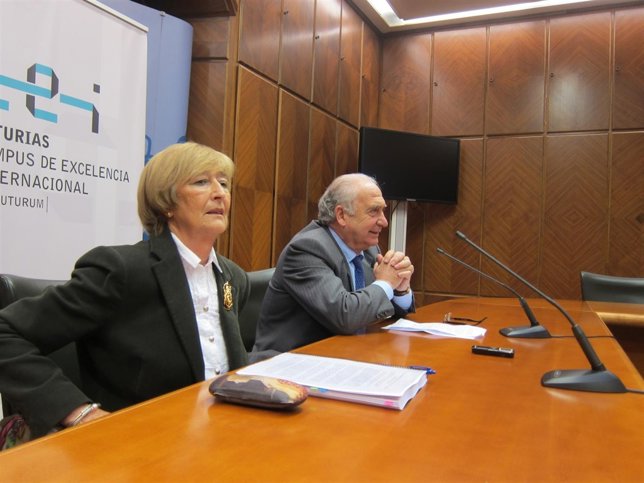 Rendueles y Gotor, durante la rueda de prensa. 