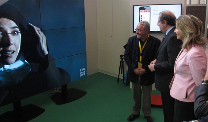 Juan Vicente Herrera y Alicia García en su visita a la Bienal AR&PA