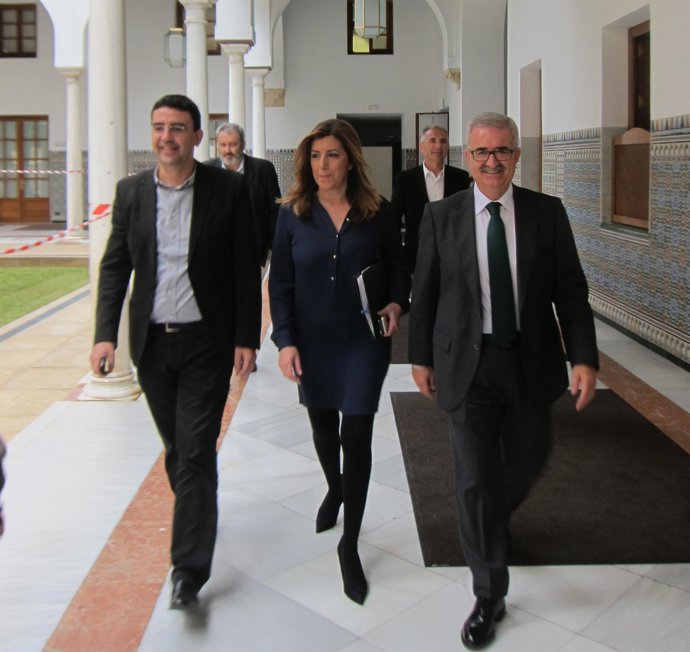 Susana Díaz en el Parlamento con Mario Jiménez y Manuel Jiménez Barrios