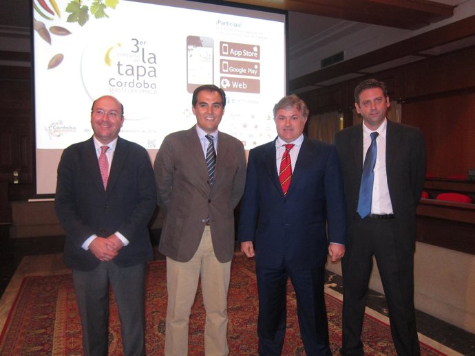 Presentación del concurso de la tapa con José Antonio Nieto en el centro