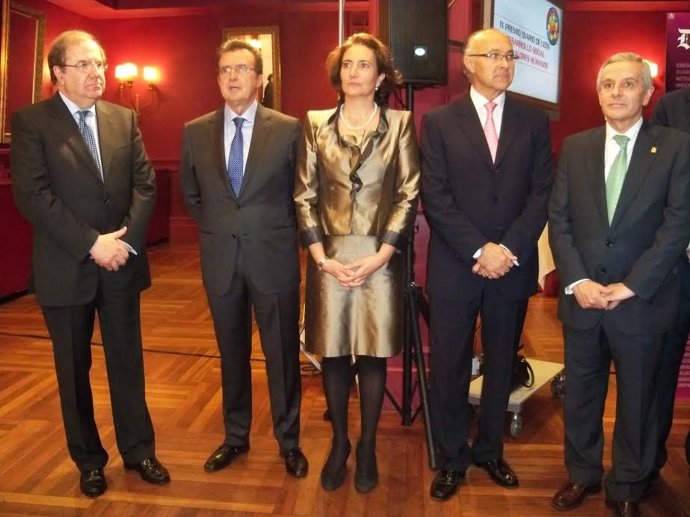 Herrera (izquierda), durante la entrega de premios de El Diario de León