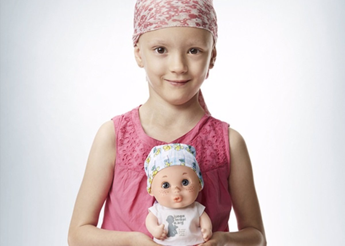 Por lo tanto Anticuado Plano Baby Pelones, el regalo de la Navidad, homenaje a los niños con cáncer