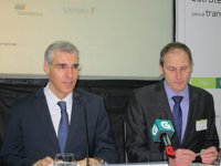 Conde apunta que el liderazgo de la automoción "no se consigue solo reduciendo costes"