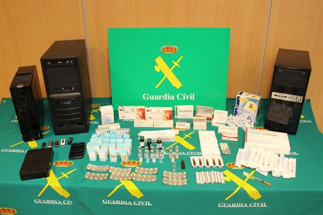 Material intervenido en la Operación Fitness en Pontevedra.