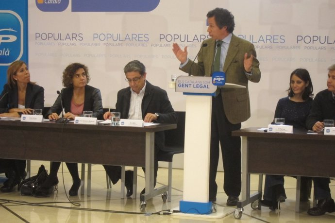 Alícia S.Camacho,D.Montserrat,E.Millo,C.Floriano,A.Ley.Alberto Fernández (PP)