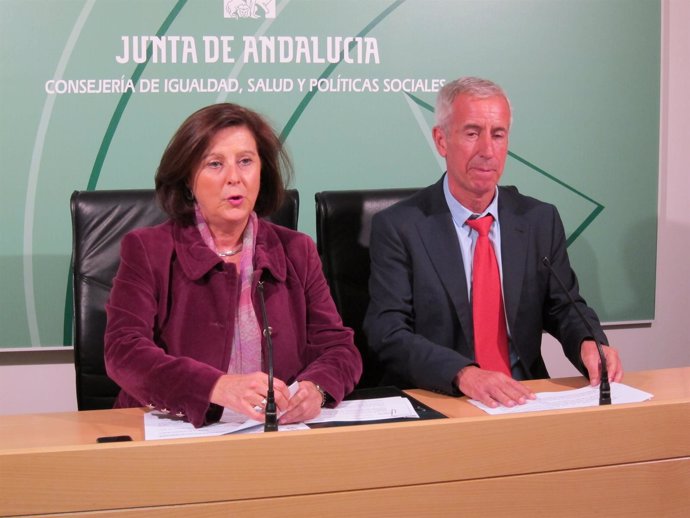 María José Sánchez Rubio y José María González Conejo, en rueda de prensa