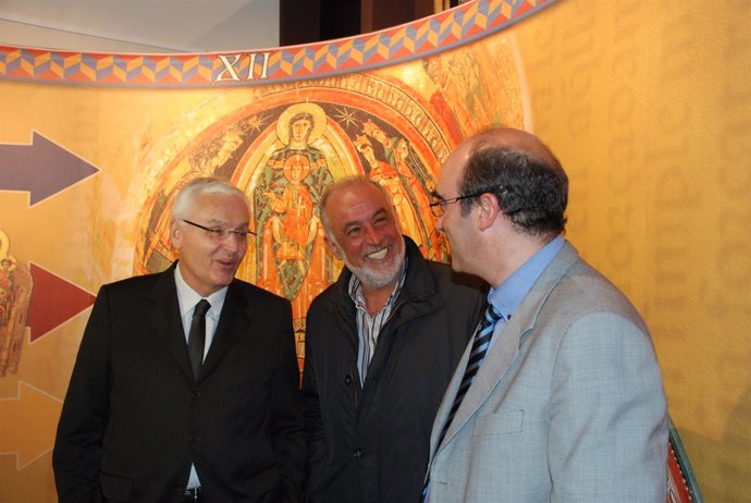El conseller Ferran Mascarell visita las iglesias de la Vall de Boí