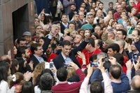 Pedro Sánchez dice que el PSOE devolverá "la decencia y la dignidad a la política"