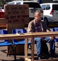 La tragedia de Iguala también indigna en las redes sociales